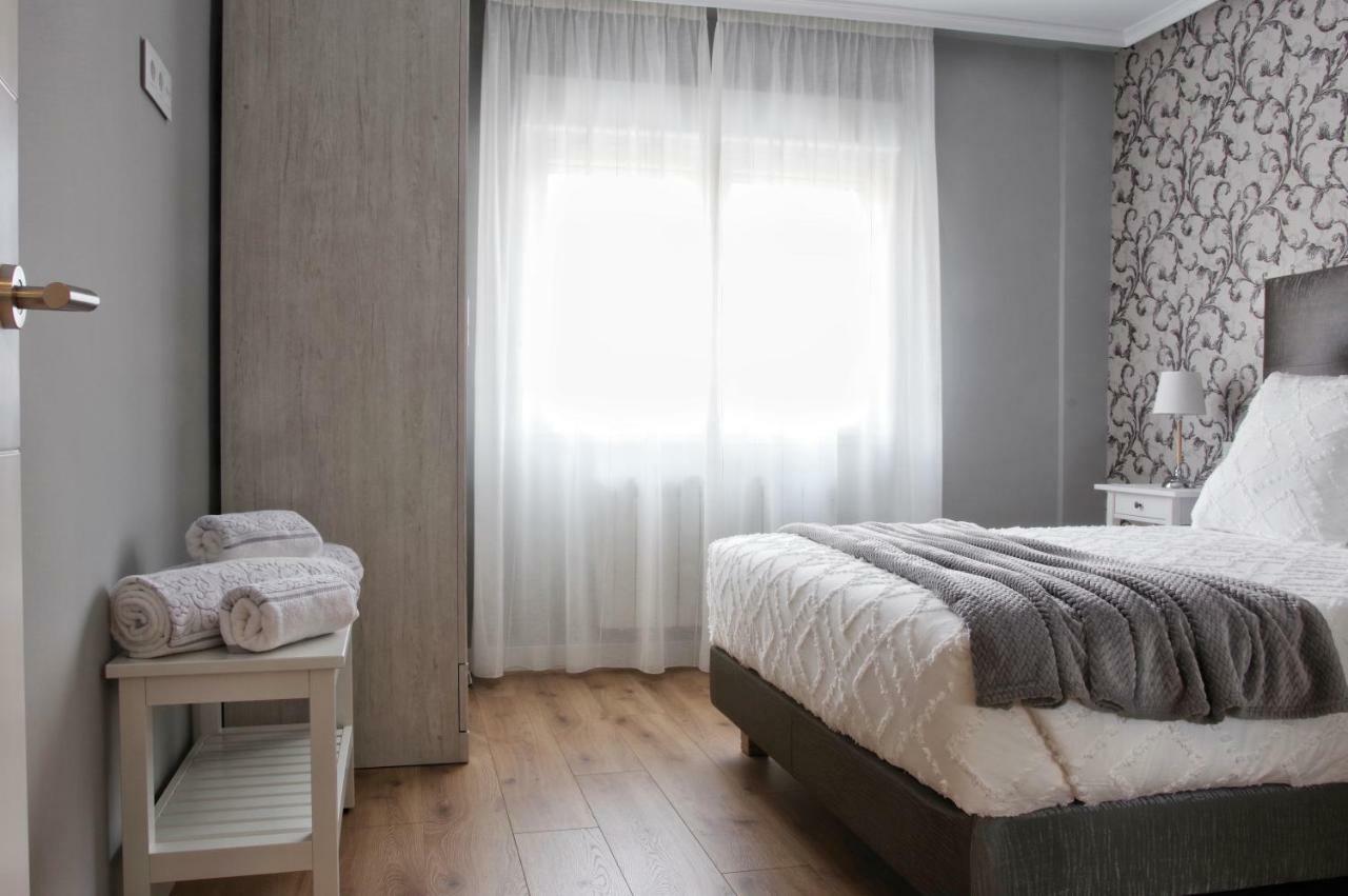 Apartamentos Bahia San Lorenzo Gijón Zewnętrze zdjęcie